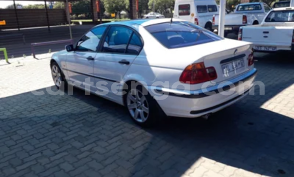 Nunua Ilio tumika BMW 321 White Gari ndani ya Hlatikulu nchini Wilaya ya Shiselweni Nunua Ilio tumika BMW 321 White Gari ndani ya Hlatikulu nchini Wilaya ya Shiselweni