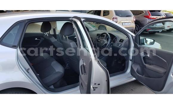 Nunua Ilio tumika Volkswagen Polo Silver Gari ndani ya Mbabane nchini Manzini Nunua Ilio tumika Volkswagen Polo Silver Gari ndani ya Mbabane nchini Manzini