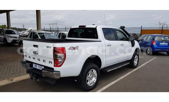 Nunua Ilio tumika Ford Ranger White Gari ndani ya Mbabane nchini Manzini Nunua Ilio tumika Ford Ranger White Gari ndani ya Mbabane nchini Manzini