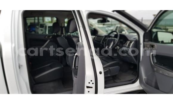 Nunua Ilio tumika Ford Ranger White Gari ndani ya Mbabane nchini Manzini Nunua Ilio tumika Ford Ranger White Gari ndani ya Mbabane nchini Manzini