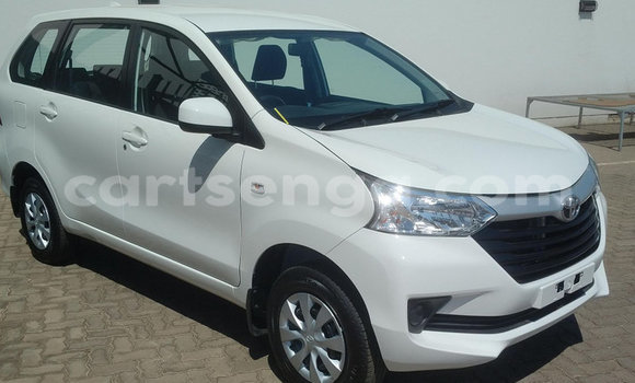 Buy Used Toyota Avanza White Car in Ezulwini in Hhohho Buy Used Toyota Avanza White Car in Ezulwini in Hhohho