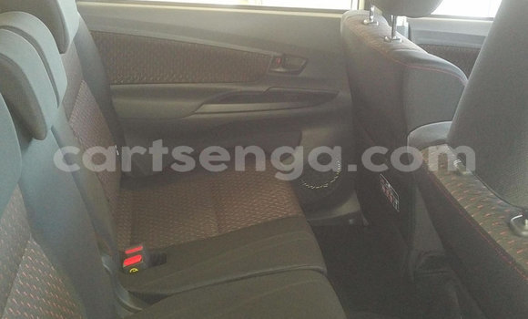 Buy Used Toyota Avanza White Car in Ezulwini in Hhohho Buy Used Toyota Avanza White Car in Ezulwini in Hhohho