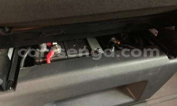 Buy Used Volkswagen Transporter White Car in Ezulwini in Hhohho Buy Used Volkswagen Transporter White Car in Ezulwini in Hhohho