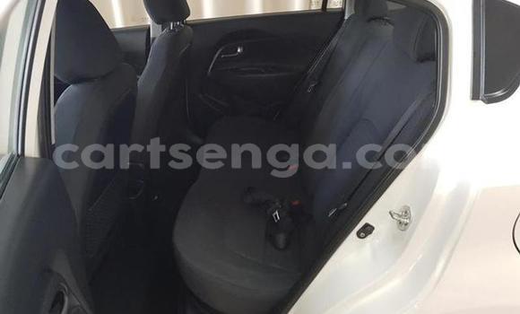 Buy Used Kia Rio White Car in Ezulwini in Hhohho Buy Used Kia Rio White Car in Ezulwini in Hhohho