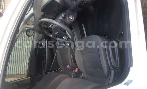 Acheter Occasion Voiture Kia Rio Blanc à Big Bend, Lubombo District Acheter Occasion Voiture Kia Rio Blanc à Big Bend, Lubombo District