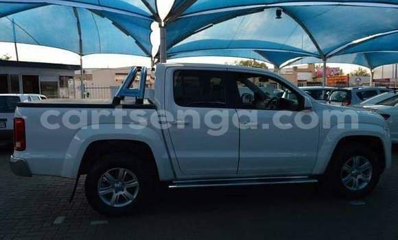 Buy Used Volkswagen Amarok White Car in Ezulwini in Hhohho Buy Used Volkswagen Amarok White Car in Ezulwini in Hhohho