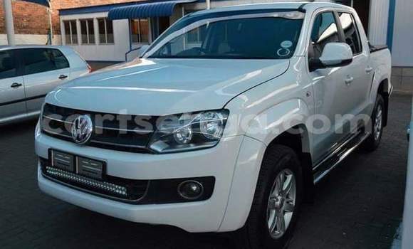 Buy Used Volkswagen Amarok White Car in Ezulwini in Hhohho Buy Used Volkswagen Amarok White Car in Ezulwini in Hhohho