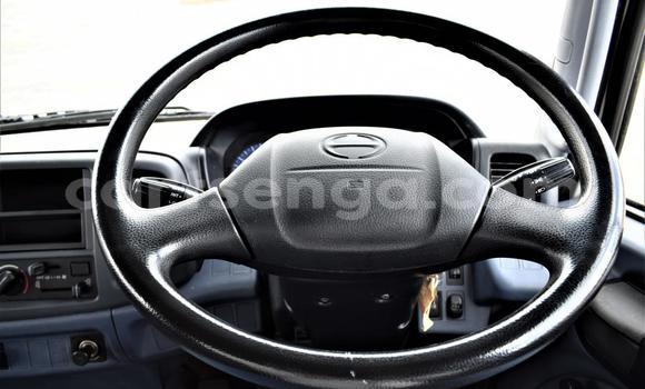 Acheter Occasion Utilitaire Hino 300 Series Blanc à Big Bend, Lubombo Acheter Occasion Utilitaire Hino 300 Series Blanc à Big Bend, Lubombo