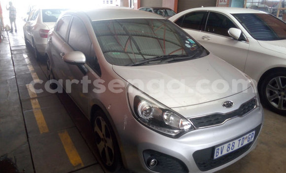 Buy Used Kia Rio Silver Car in Ezulwini in Hhohho Buy Used Kia Rio Silver Car in Ezulwini in Hhohho