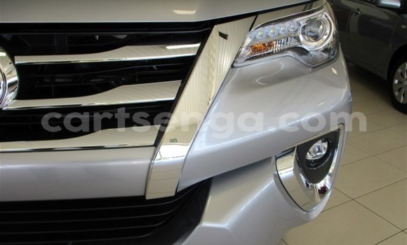 Acheter Occasion Voiture Toyota Fortuner Gris à Ezulwini, Hhohho Acheter Occasion Voiture Toyota Fortuner Gris à Ezulwini, Hhohho