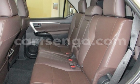 Acheter Occasion Voiture Toyota Fortuner Gris à Ezulwini, Hhohho Acheter Occasion Voiture Toyota Fortuner Gris à Ezulwini, Hhohho