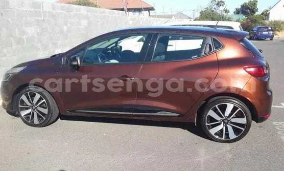 Buy Used Renault Clio Brown Car in Manzini in Manzini Buy Used Renault Clio Brown Car in Manzini in Manzini