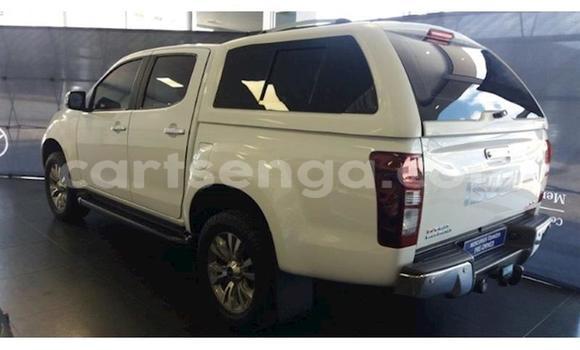 Buy Used Isuzu KB White Car in Ezulwini in Hhohho Buy Used Isuzu KB White Car in Ezulwini in Hhohho