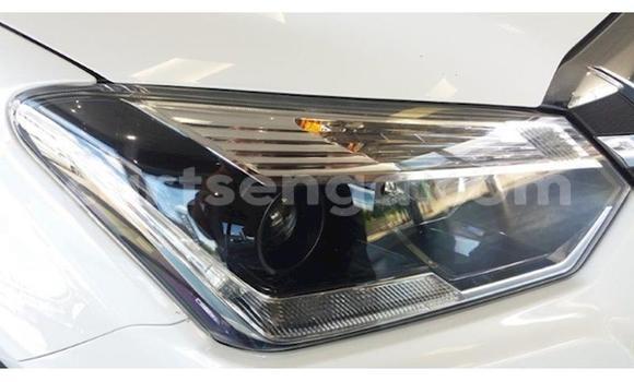 Buy Used Isuzu KB White Car in Ezulwini in Hhohho Buy Used Isuzu KB White Car in Ezulwini in Hhohho