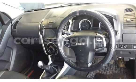 Buy Used Isuzu KB White Car in Ezulwini in Hhohho Buy Used Isuzu KB White Car in Ezulwini in Hhohho