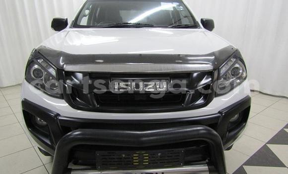 Buy Used Isuzu KB White Car in Ezulwini in Hhohho Buy Used Isuzu KB White Car in Ezulwini in Hhohho