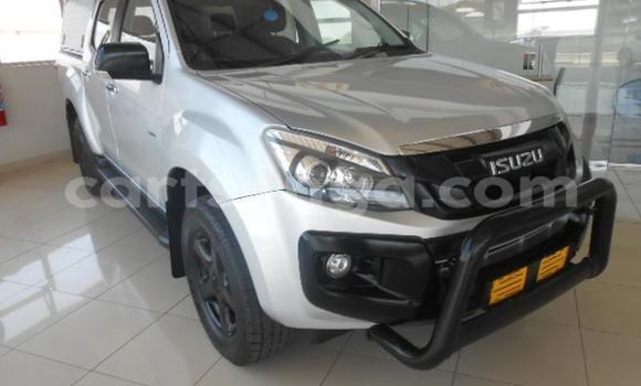 Buy Used Isuzu KB Silver Car in Ezulwini in Hhohho Buy Used Isuzu KB Silver Car in Ezulwini in Hhohho