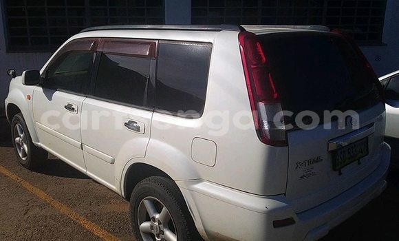 Nunua Imported Nissan X–Trail White Gari ndani ya Mbabane nchini Manzini Nunua Imported Nissan X–Trail White Gari ndani ya Mbabane nchini Manzini