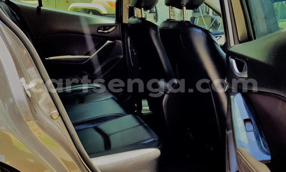 Nunua Ilio tumika Mazda 3 Brown Gari ndani ya Ezulwini nchini Hhohho Nunua Ilio tumika Mazda 3 Brown Gari ndani ya Ezulwini nchini Hhohho