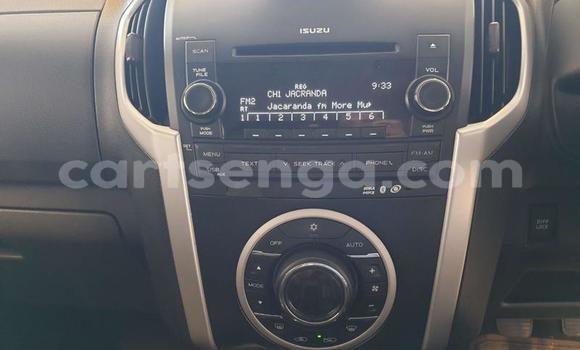 Buy Used Isuzu KB Silver Car in Ezulwini in Hhohho Buy Used Isuzu KB Silver Car in Ezulwini in Hhohho