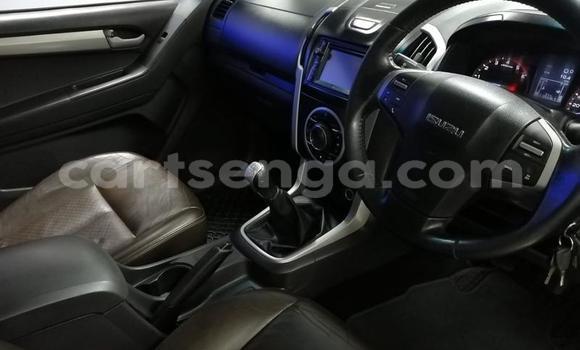 Buy Used Isuzu KB Black Car in Ezulwini in Hhohho Buy Used Isuzu KB Black Car in Ezulwini in Hhohho