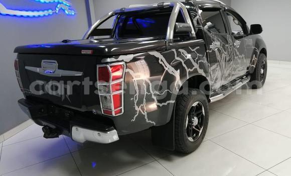 Buy Used Isuzu KB Black Car in Ezulwini in Hhohho Buy Used Isuzu KB Black Car in Ezulwini in Hhohho