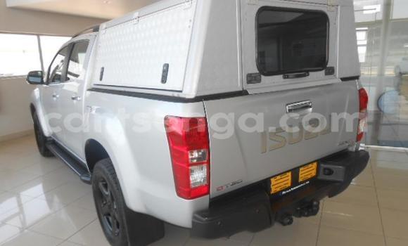 Acheter Occasion Voiture Isuzu KB Gris à Ezulwini, Hhohho Acheter Occasion Voiture Isuzu KB Gris à Ezulwini, Hhohho