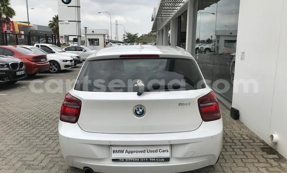 Nunua Ilio tumika BMW 1–Series White Gari ndani ya Big Bend nchini Lubombo Nunua Ilio tumika BMW 1–Series White Gari ndani ya Big Bend nchini Lubombo