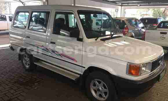 Buy Used Toyota Verso White Car in Manzini in Manzini Buy Used Toyota Verso White Car in Manzini in Manzini