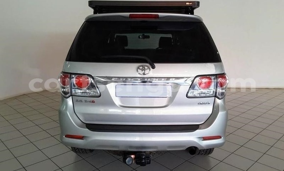 Buy Used Toyota Fortuner Beige Car in Mbabane in Manzini Buy Used Toyota Fortuner Beige Car in Mbabane in Manzini