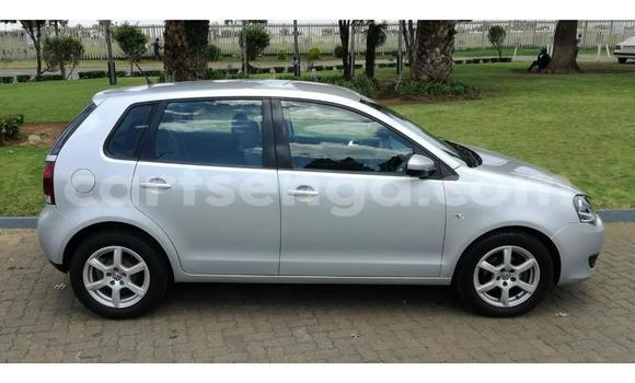 Acheter Occasion Voiture Volkswagen Polo Gris à Ezulwini, Hhohho Acheter Occasion Voiture Volkswagen Polo Gris à Ezulwini, Hhohho