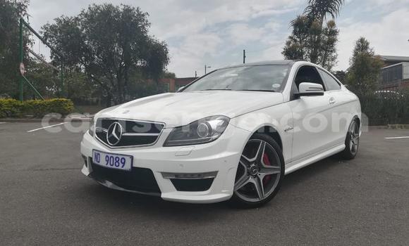 Nunua Ilio tumika Mercedes‒Benz C–Class White Gari ndani ya Manzini nchini Manzini Nunua Ilio tumika Mercedes‒Benz C–Class White Gari ndani ya Manzini nchini Manzini