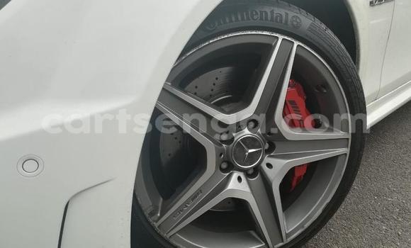 Nunua Ilio tumika Mercedes‒Benz C–Class White Gari ndani ya Manzini nchini Manzini Nunua Ilio tumika Mercedes‒Benz C–Class White Gari ndani ya Manzini nchini Manzini