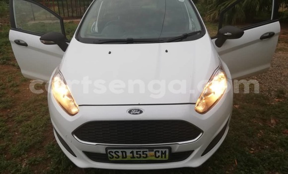 Buy Used Ford Fiesta White Car in Mbabane in Manzini