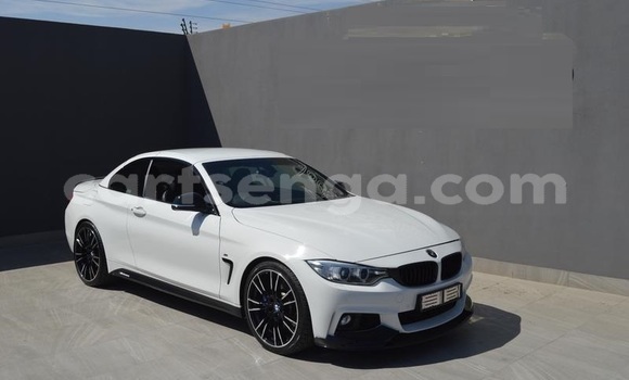 Acheter Occasion Voiture BMW 4er Blanc à Big Bend, Lubombo District Acheter Occasion Voiture BMW 4er Blanc à Big Bend, Lubombo District