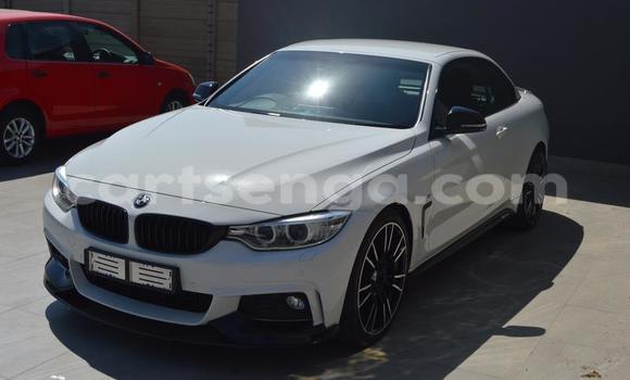 Acheter Occasion Voiture BMW 4er Blanc à Big Bend, Lubombo District Acheter Occasion Voiture BMW 4er Blanc à Big Bend, Lubombo District