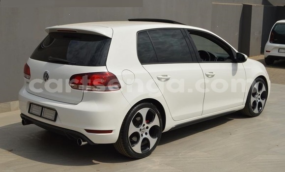 Buy Used Volkswagen Golf GTI White Car in Big Bend in Lubombo District Buy Used Volkswagen Golf GTI White Car in Big Bend in Lubombo District
