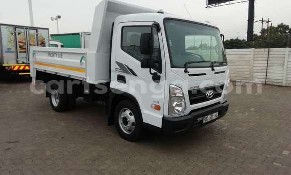 Medium with watermark hyundai h200 manzini kwaluseni 14531