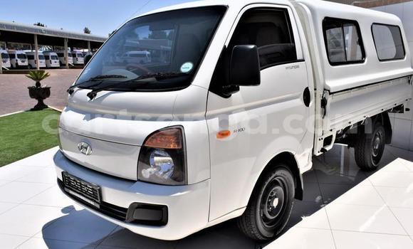 Acheter Occasion Voiture Hyundai H1 Blanc à Ezulwini, Hhohho Acheter Occasion Voiture Hyundai H1 Blanc à Ezulwini, Hhohho