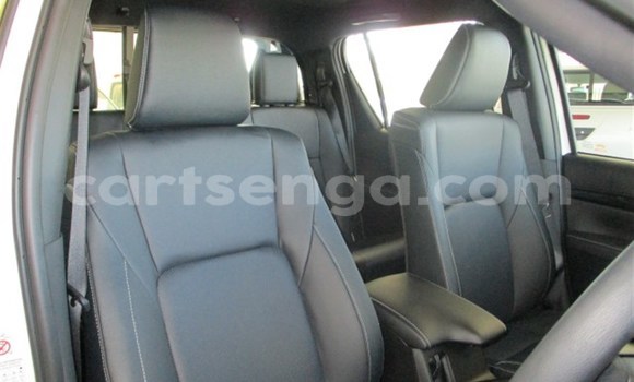 Acheter Occasion Voiture Toyota Hilux Blanc à Manzini, Manzini Acheter Occasion Voiture Toyota Hilux Blanc à Manzini, Manzini