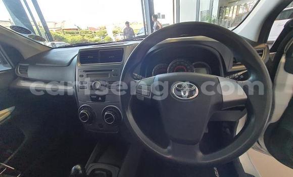 Nunua Ilio tumika Toyota Avanza Silver Gari ndani ya Mbabane nchini Manzini Nunua Ilio tumika Toyota Avanza Silver Gari ndani ya Mbabane nchini Manzini