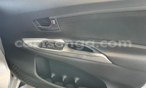 Nunua Ilio tumika Toyota Avanza Silver Gari ndani ya Mbabane nchini Manzini Nunua Ilio tumika Toyota Avanza Silver Gari ndani ya Mbabane nchini Manzini