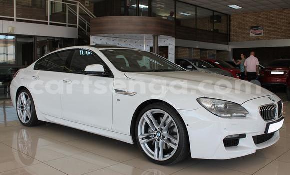 Nunua Ilio tumika BMW M6 White Gari ndani ya Ezulwini nchini Hhohho Nunua Ilio tumika BMW M6 White Gari ndani ya Ezulwini nchini Hhohho