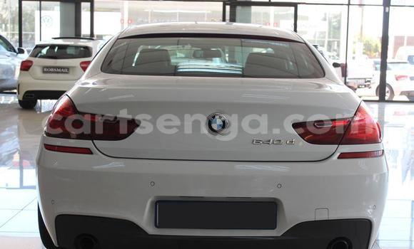 Nunua Ilio tumika BMW M6 White Gari ndani ya Ezulwini nchini Hhohho Nunua Ilio tumika BMW M6 White Gari ndani ya Ezulwini nchini Hhohho
