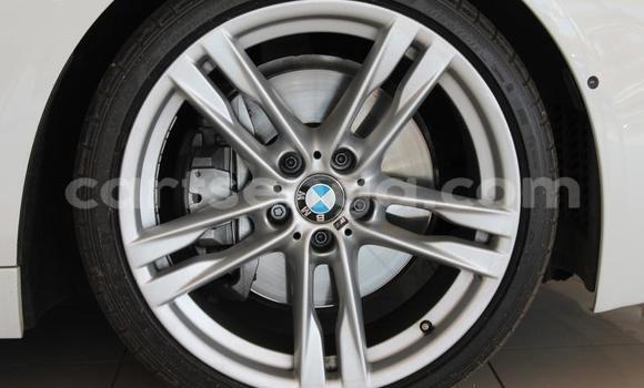 Nunua Ilio tumika BMW M6 White Gari ndani ya Ezulwini nchini Hhohho Nunua Ilio tumika BMW M6 White Gari ndani ya Ezulwini nchini Hhohho