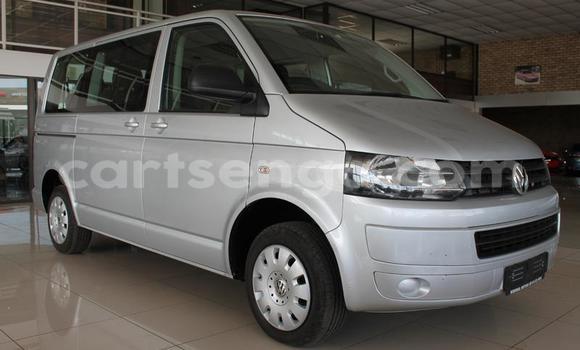 Acheter Occasion Voiture Volkswagen Caravelle Gris à Ezulwini, Hhohho Acheter Occasion Voiture Volkswagen Caravelle Gris à Ezulwini, Hhohho