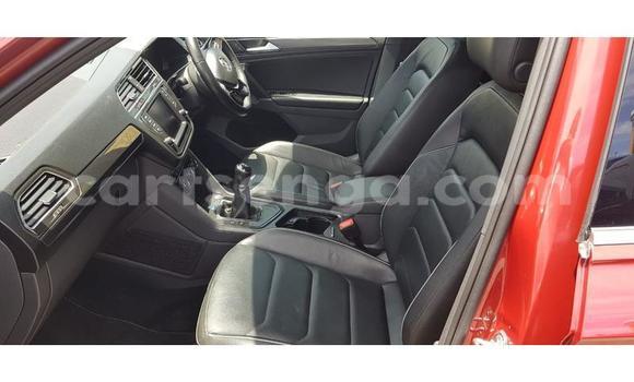 Nunua Ilio tumika Volkswagen Tiguan Red Gari ndani ya Bulembu nchini Hhohho Nunua Ilio tumika Volkswagen Tiguan Red Gari ndani ya Bulembu nchini Hhohho