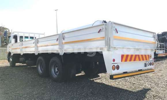 Buy Used Nissan UD White Truck in Mbabane in Manzini Buy Used Nissan UD White Truck in Mbabane in Manzini