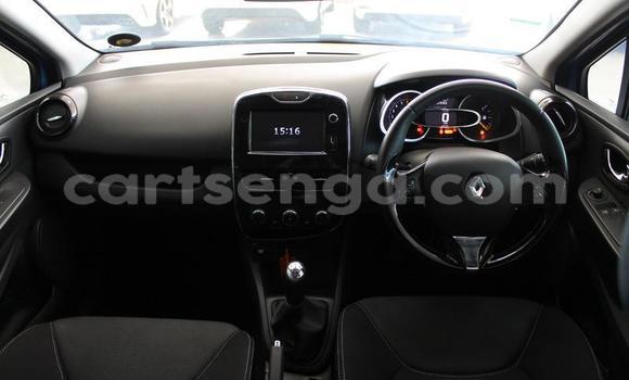 Nunua Ilio tumika Renault Clio Blue Gari ndani ya Ezulwini nchini Hhohho Nunua Ilio tumika Renault Clio Blue Gari ndani ya Ezulwini nchini Hhohho