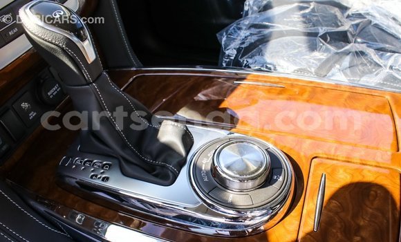 Nunua Imported Infiniti Q White Gari ndani ya Import - Dubai nchini Hhohho Nunua Imported Infiniti Q White Gari ndani ya Import - Dubai nchini Hhohho